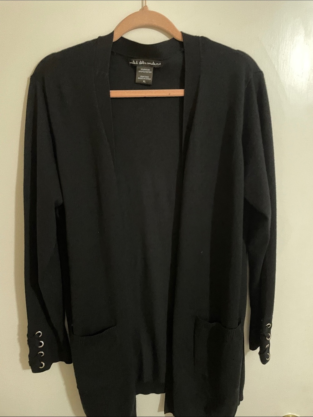 united states sweaters Black Open-Front Cardigan with Grommet Cuff Detail